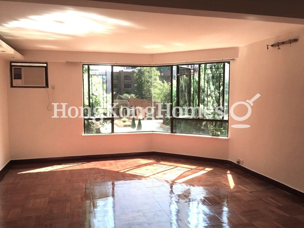Living and Dining Room
