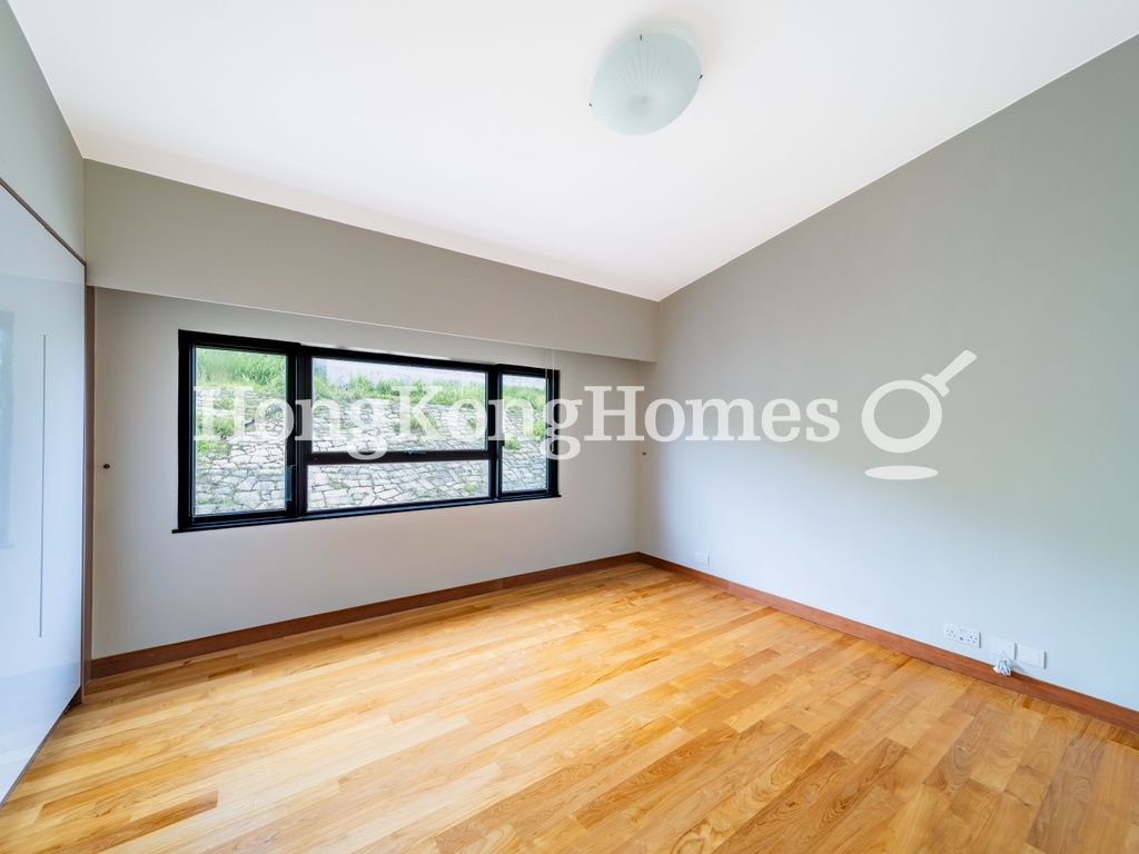 Second Ensuite Bedroom