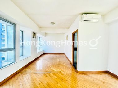 Living and Dining Area