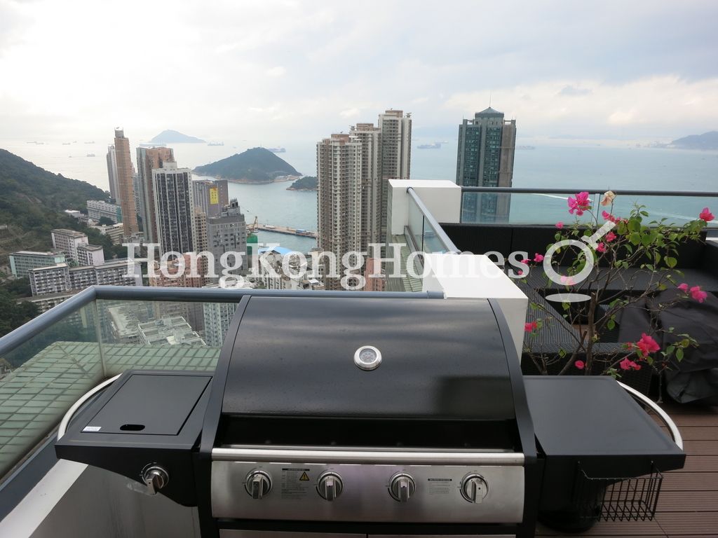 Barbeque on Roof Terrace