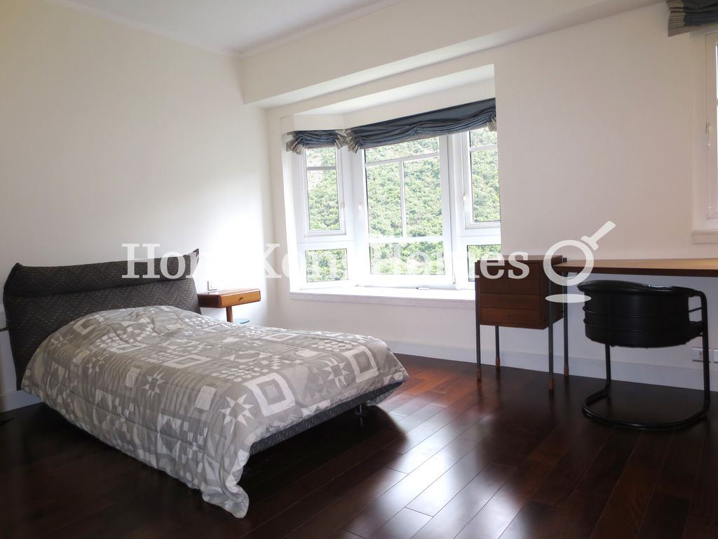 Second Ensuite Bedroom