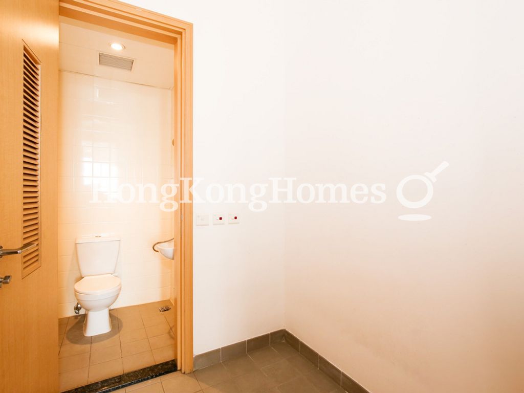 Maid's Room and Bathroom