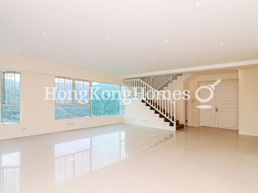 Living and Dining Room