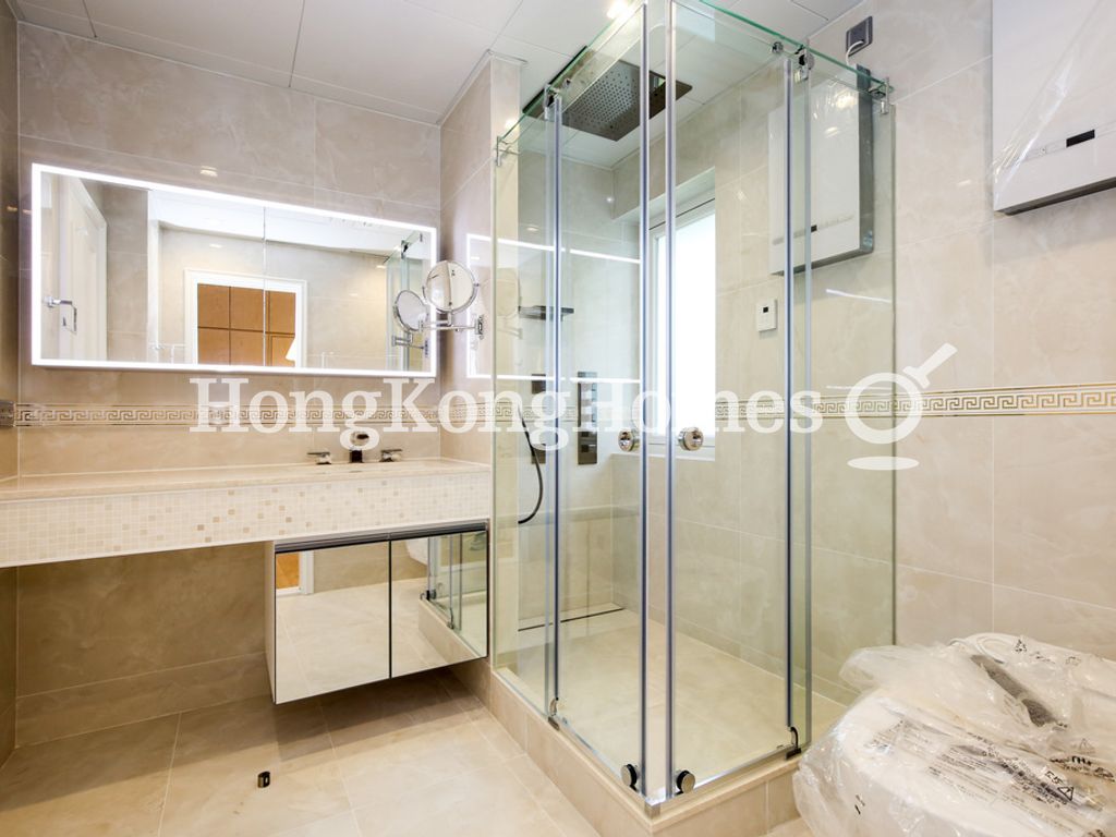 Second Ensuite Bedroom