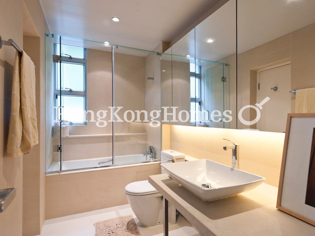 Third Ensuite Bathroom