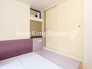 Built-in Wardrobe in Master Bedroom