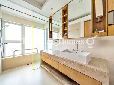 Second Ensuite Bathroom