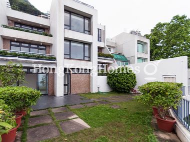 Garden off Family Room