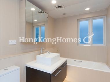 Second Ensuite Bathroom