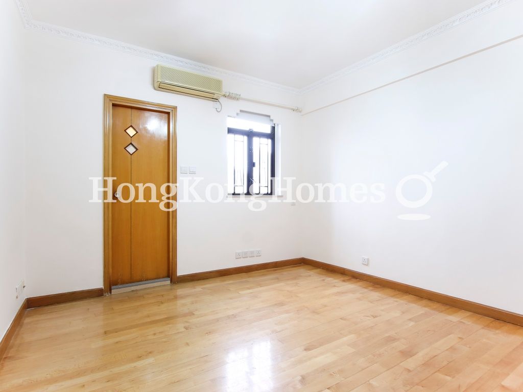 Second Ensuite Bedroom