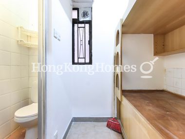 Maid's Room and Washroom