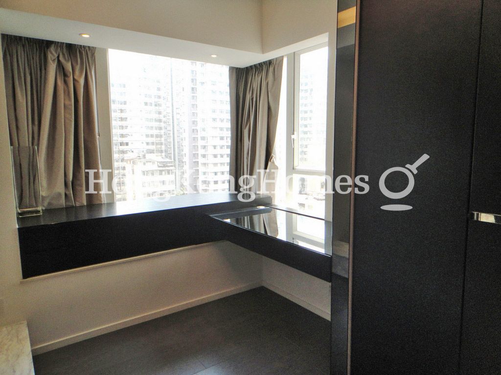 Built-in Wardrobe in Master Bedroom