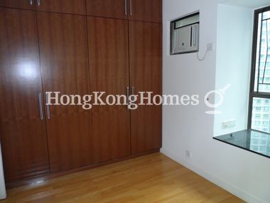 Built-in Wardrobe in Second Bedroom