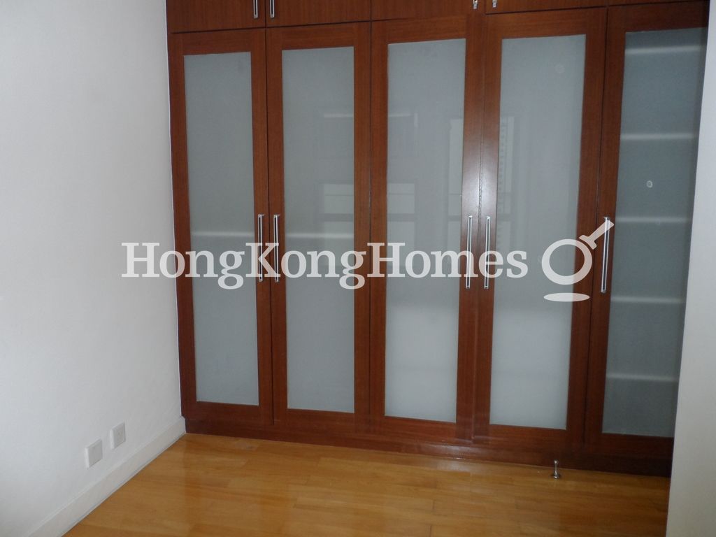 Built-in Wardrobe in Third Bedroom