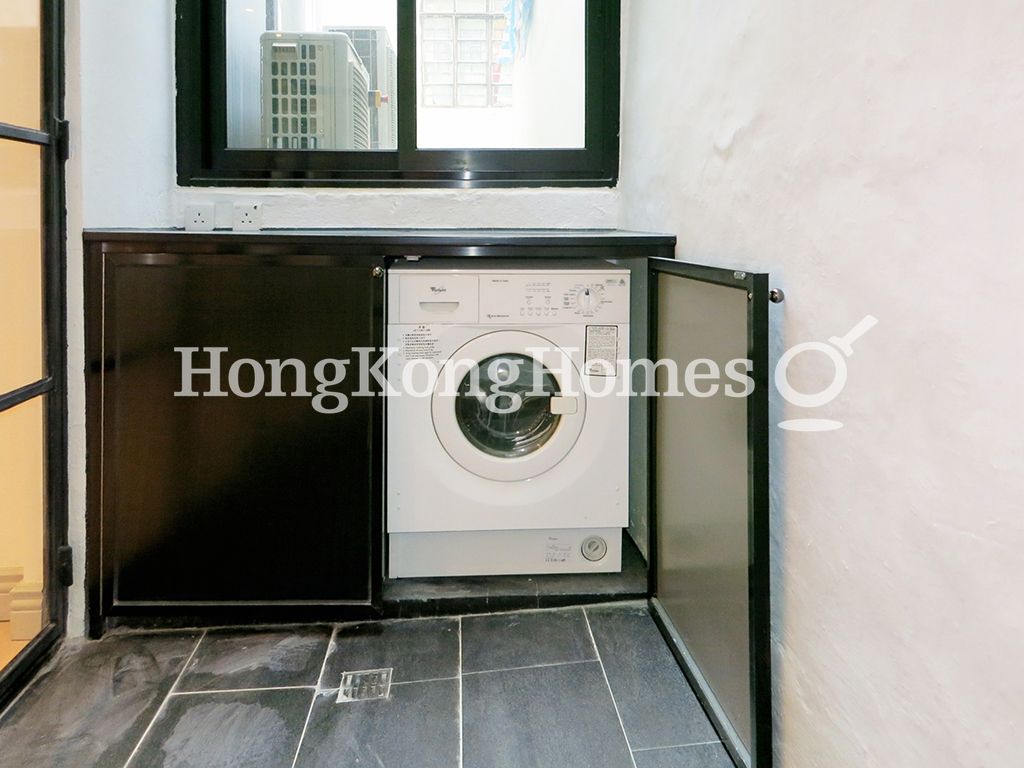 Private Terrace off Living & Dining Room