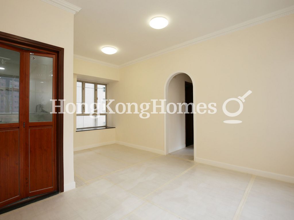 Living and Dining Room