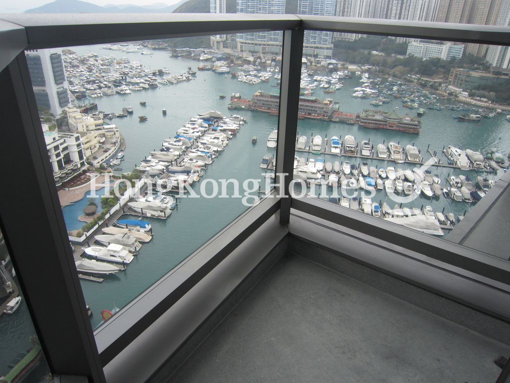 Balcony off Living & Dining Rm
