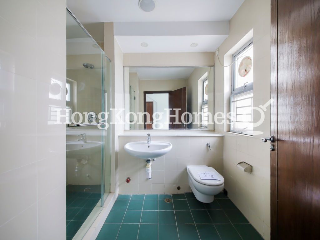 Maid's Washroom