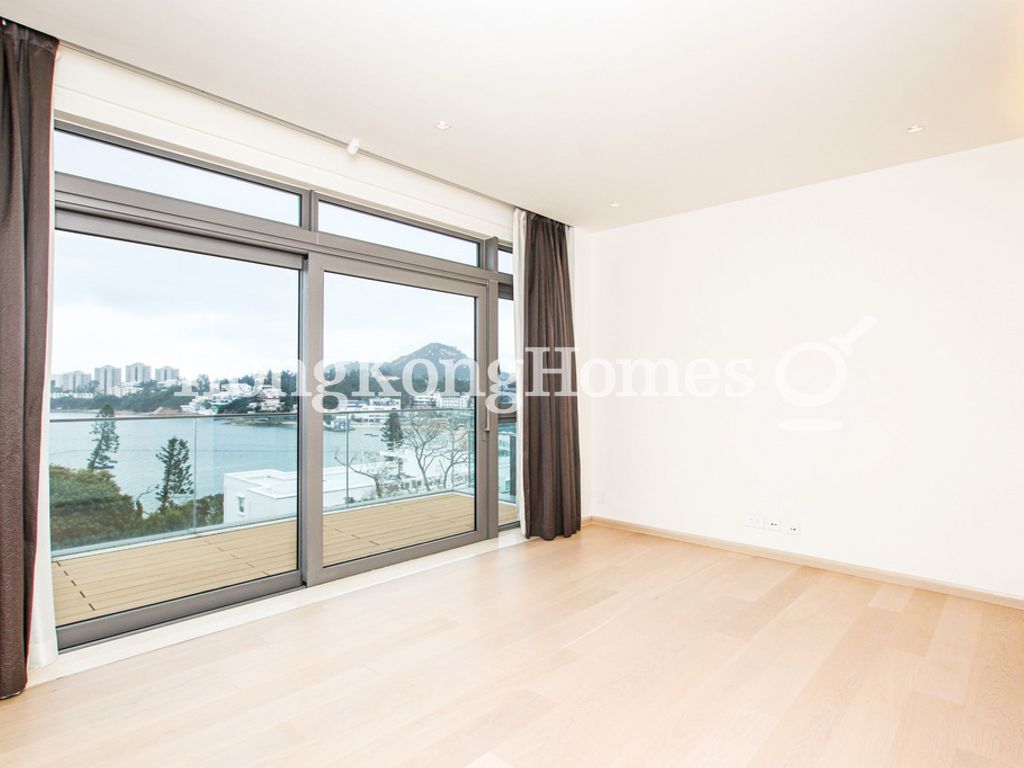 Fourth Ensuite Bedroom