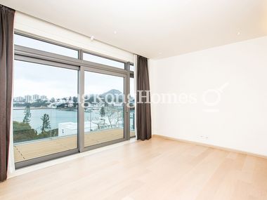 Fourth Ensuite Bedroom