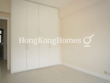 Built-in Wardrobe in Second Bedroom