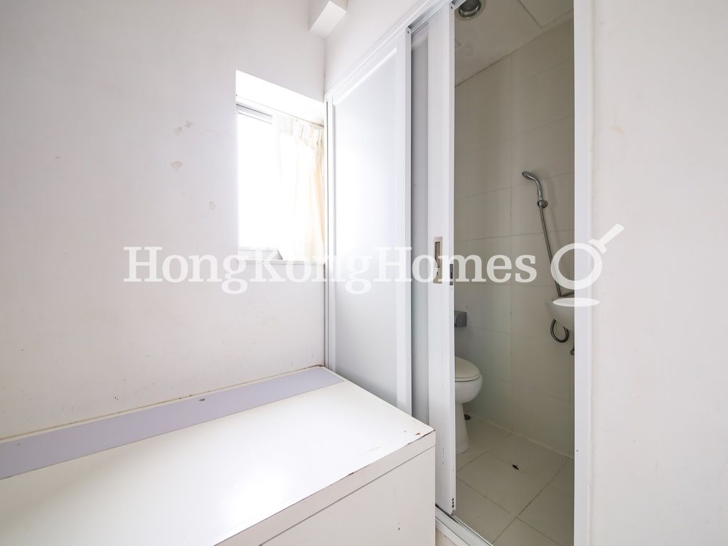 Maid's Room and Washroom