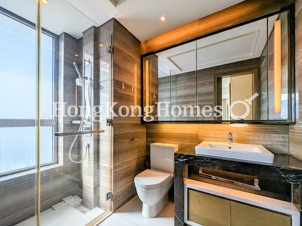 Second Ensuite Bathroom