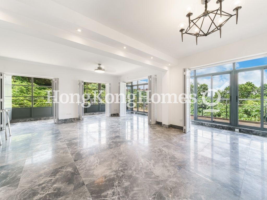 Living and Dining Room