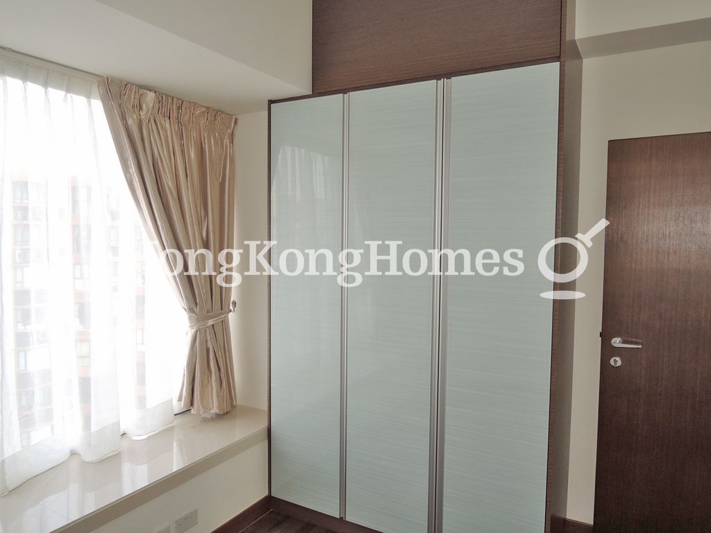 Built-in Wardrobe in Second Bedroom