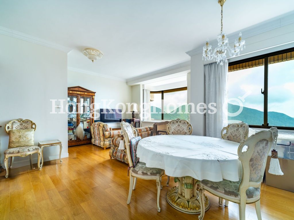 Living and Dining Room