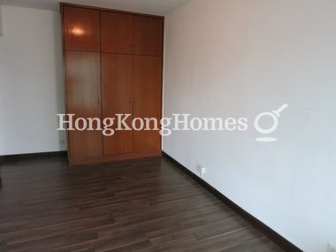 Built-in Wardrobe in Master Bedroom