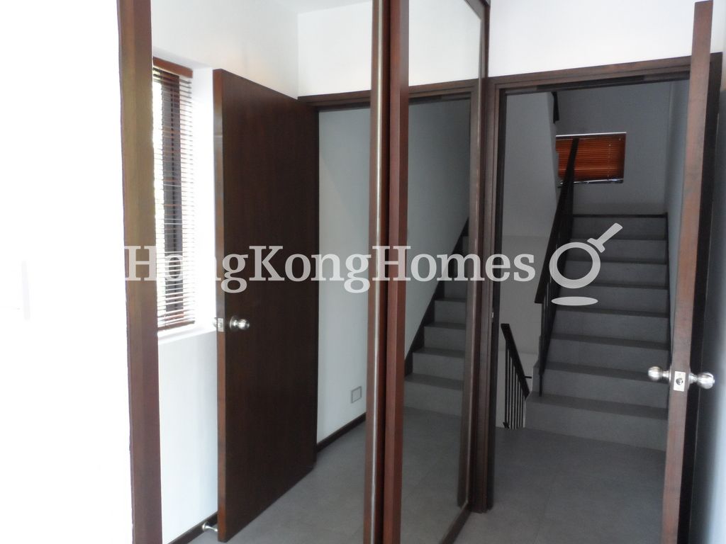 Built-in Wardrobe in Second Bedroom