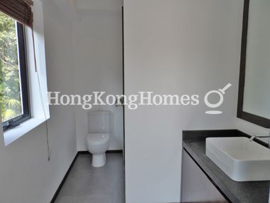 Second Ensuite Bathroom