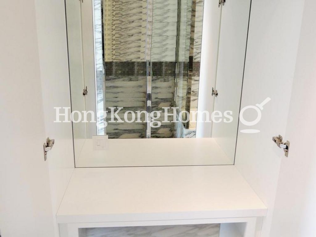 Built-in Wardrobe in Master Bathroom