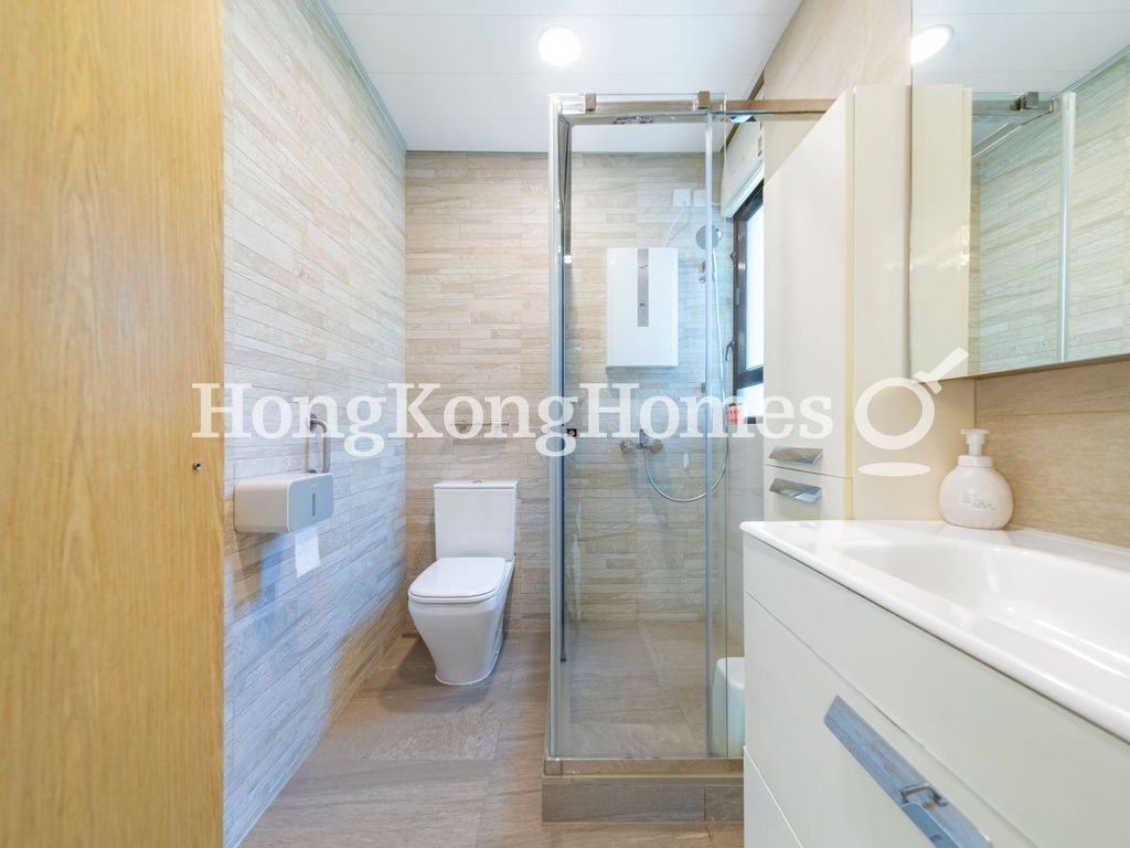 Second Guest Bathroom