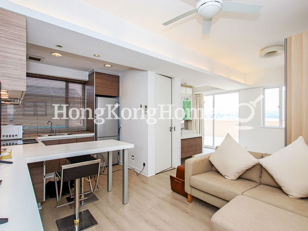 Living and Dining Area