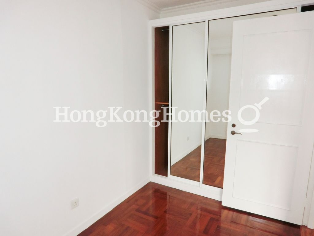 Built-in Wardrobe in Second Bedroom