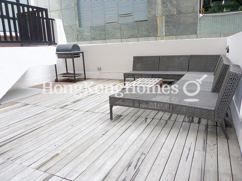 Private Terrace off Living & Dining Room