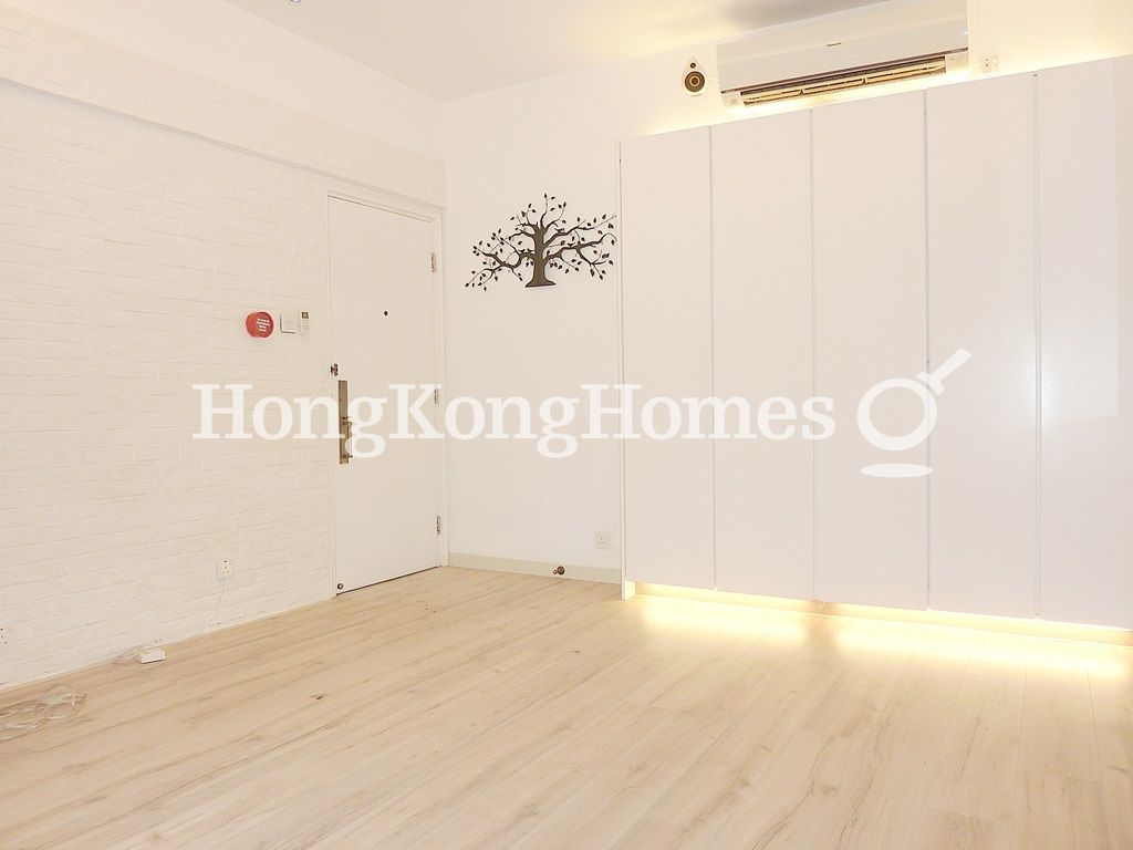 Built-in Cabinet in Living & Dining Room