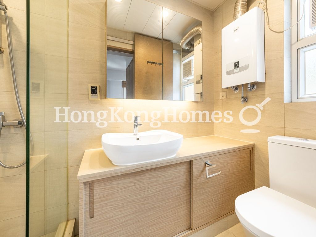 Second Ensuite Bathroom