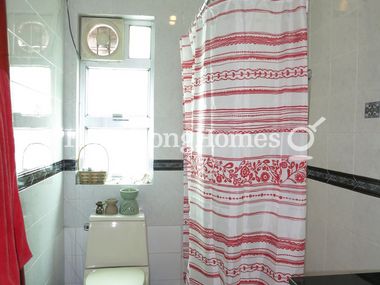 Second Guest Bathroom