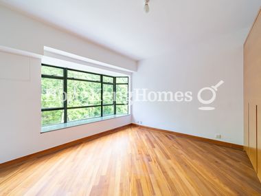 Second Ensuite Bedroom