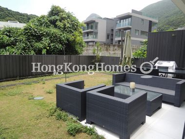 Private Garden off Living & Dining Room
