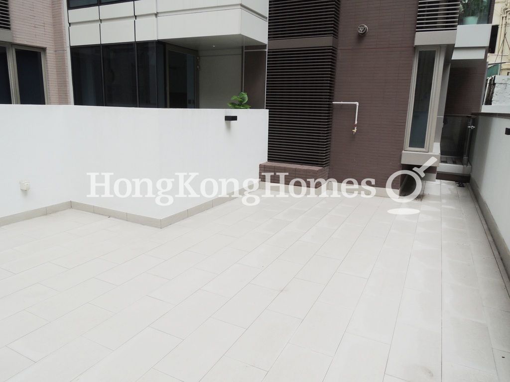 Private Terrace off Living & Dining Room