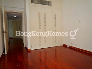 Built-in Wardrobe in Second Bedroom