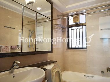 Second Ensuite Bedroom