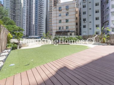 Private Terrace off Living & Dining Rm