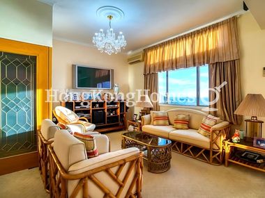 Lounge in the Master Suite