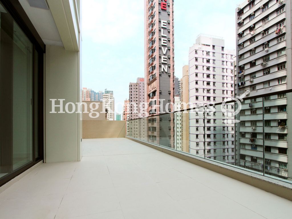 Private Terrace off Living & Dining Room