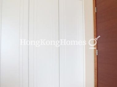 Built-in Wardrobe in Master Bedroom